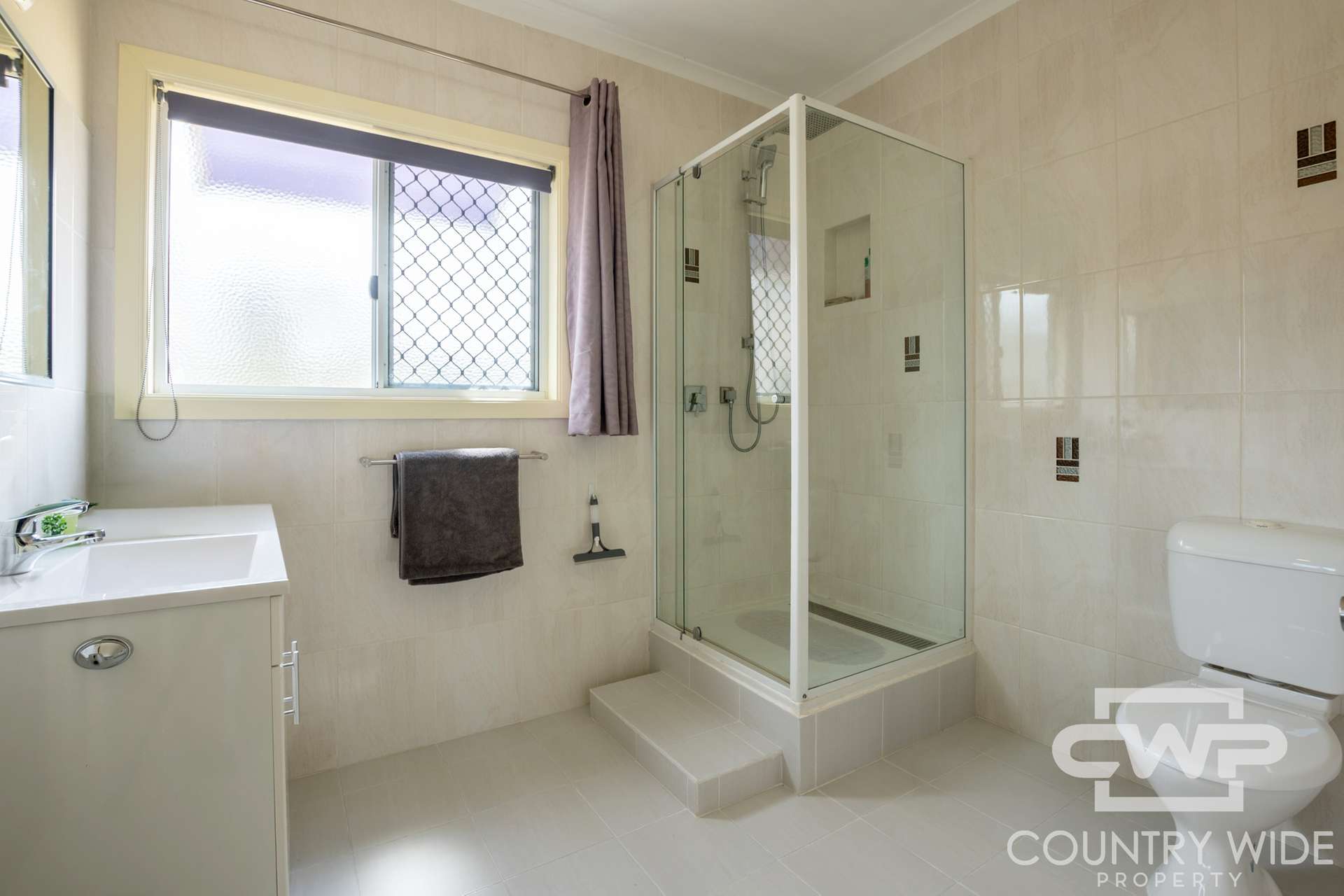 1928 Torrington Road, Stannum For Sale by Farmbuy.com - image 10