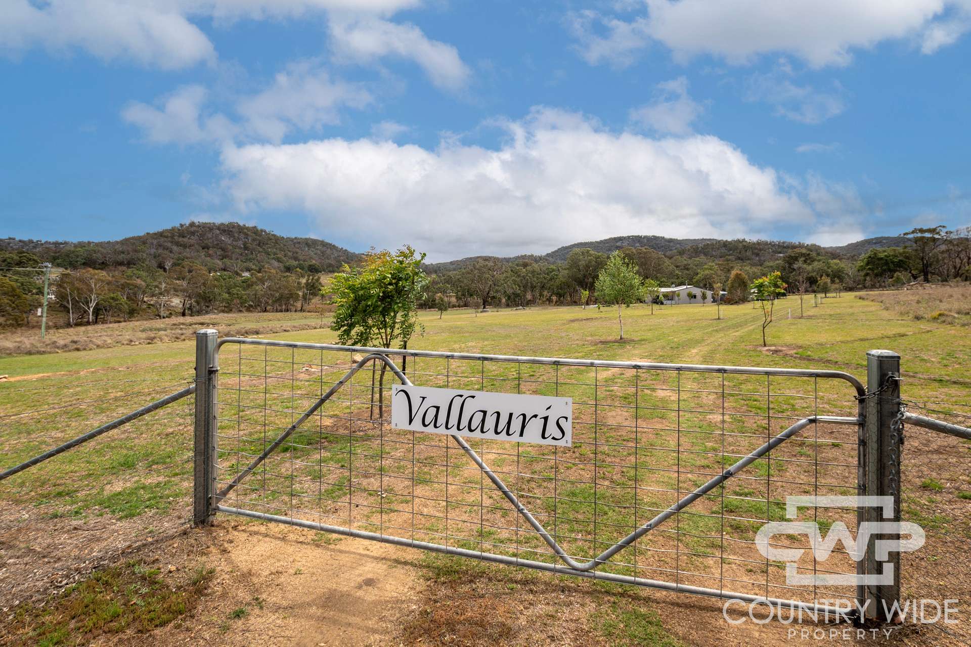 1928 Torrington Road, Stannum For Sale by Farmbuy.com - image 2