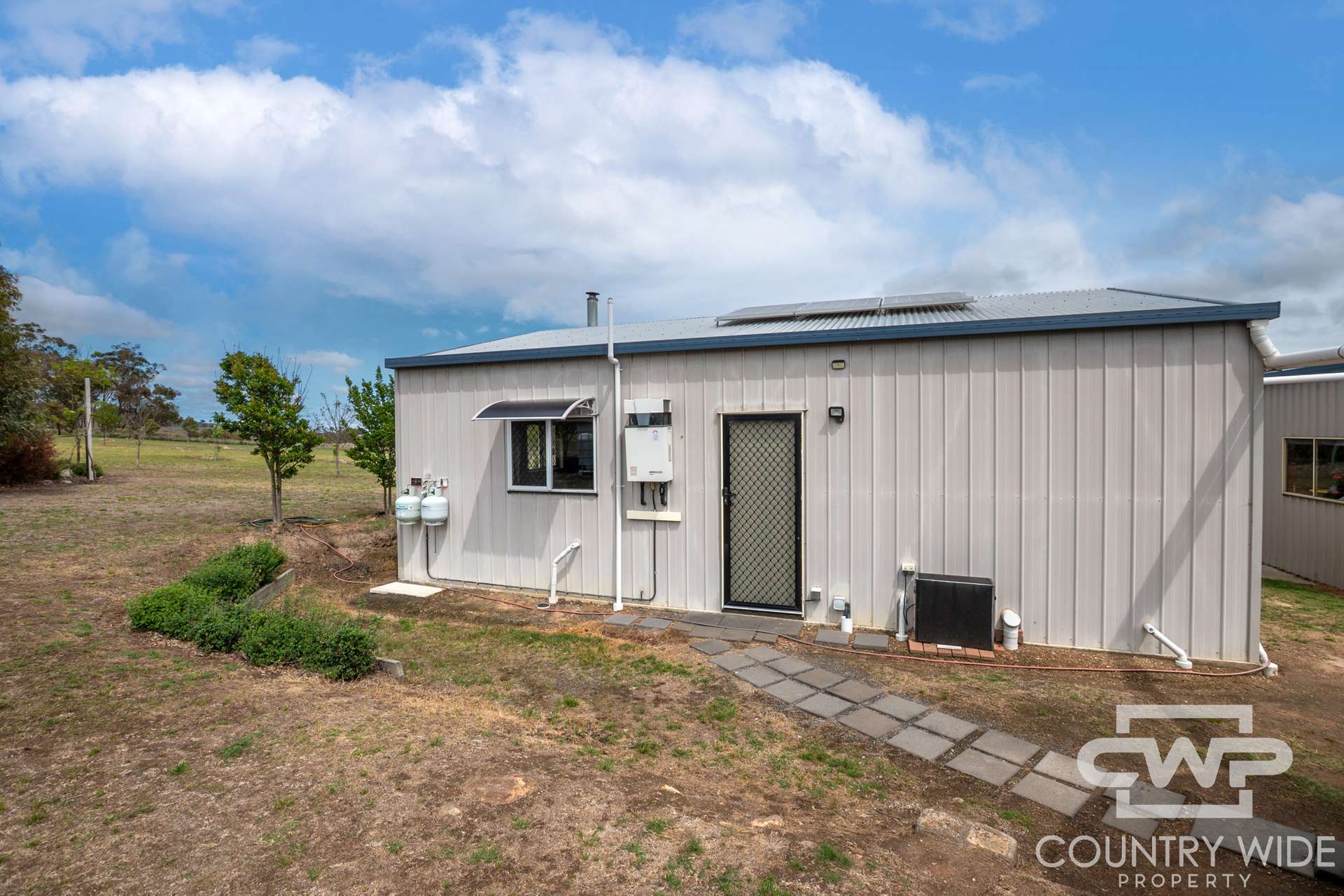 1928 Torrington Road, Stannum For Sale by Farmbuy.com - image 13