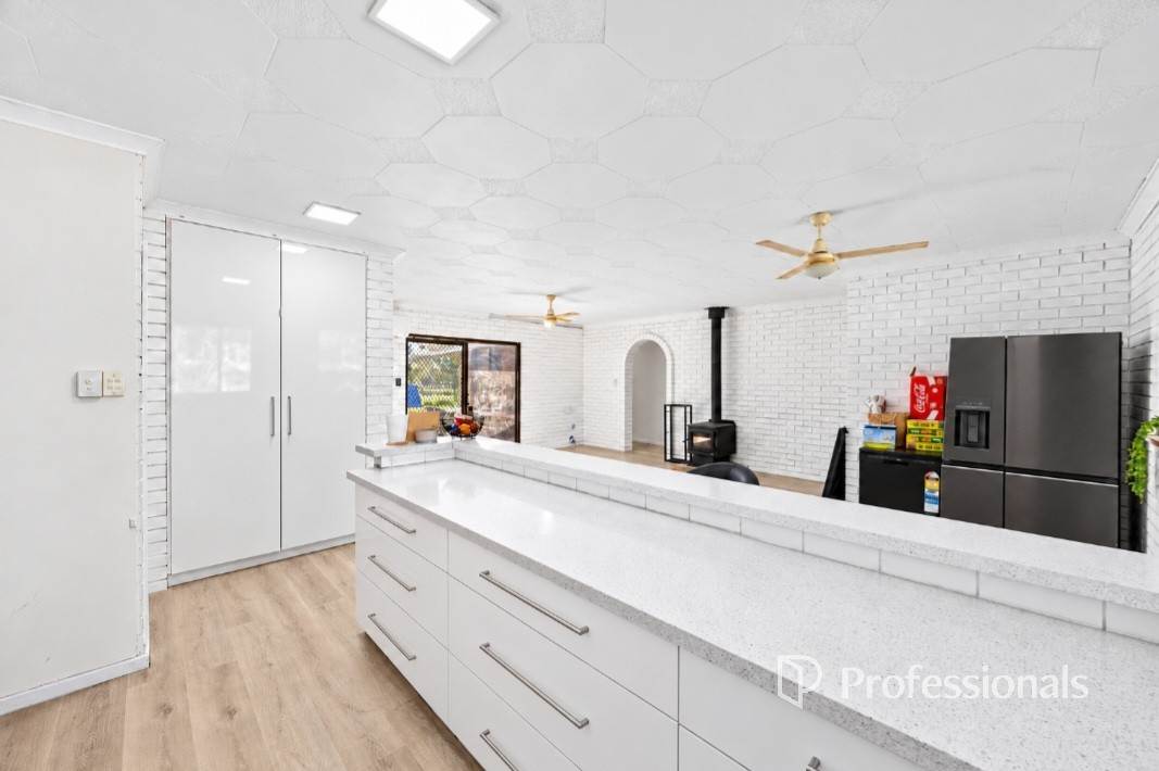 52 Christie Street, Collie For Sale by Farmbuy.com - image 6