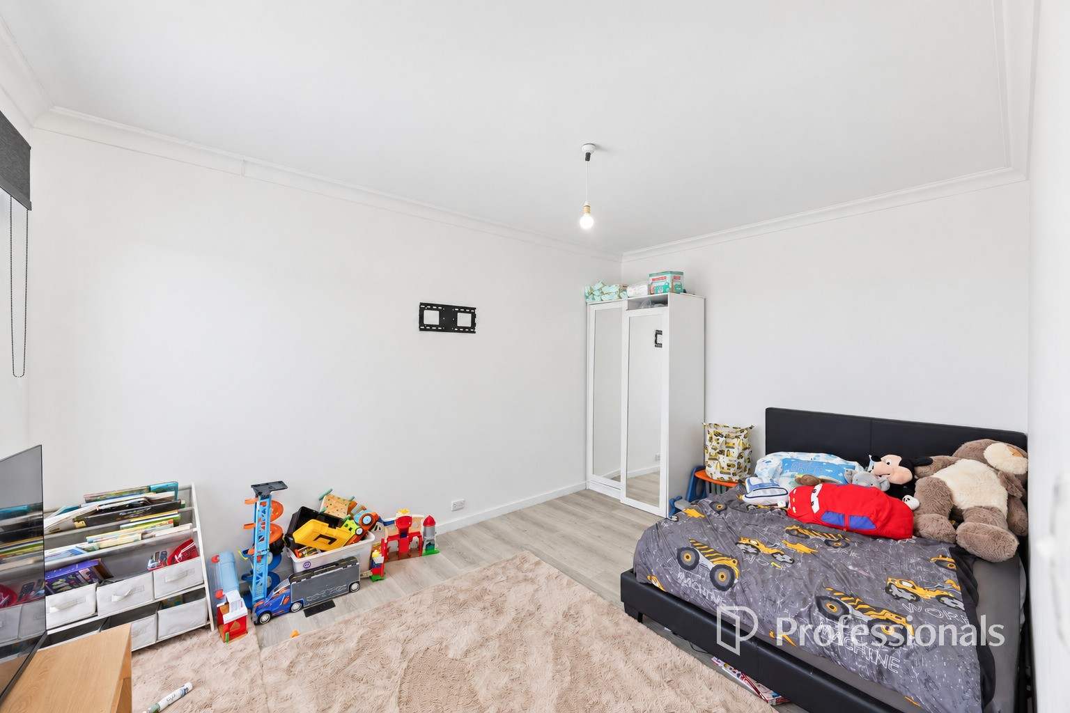 52 Christie Street, Collie For Sale by Farmbuy.com - image 13