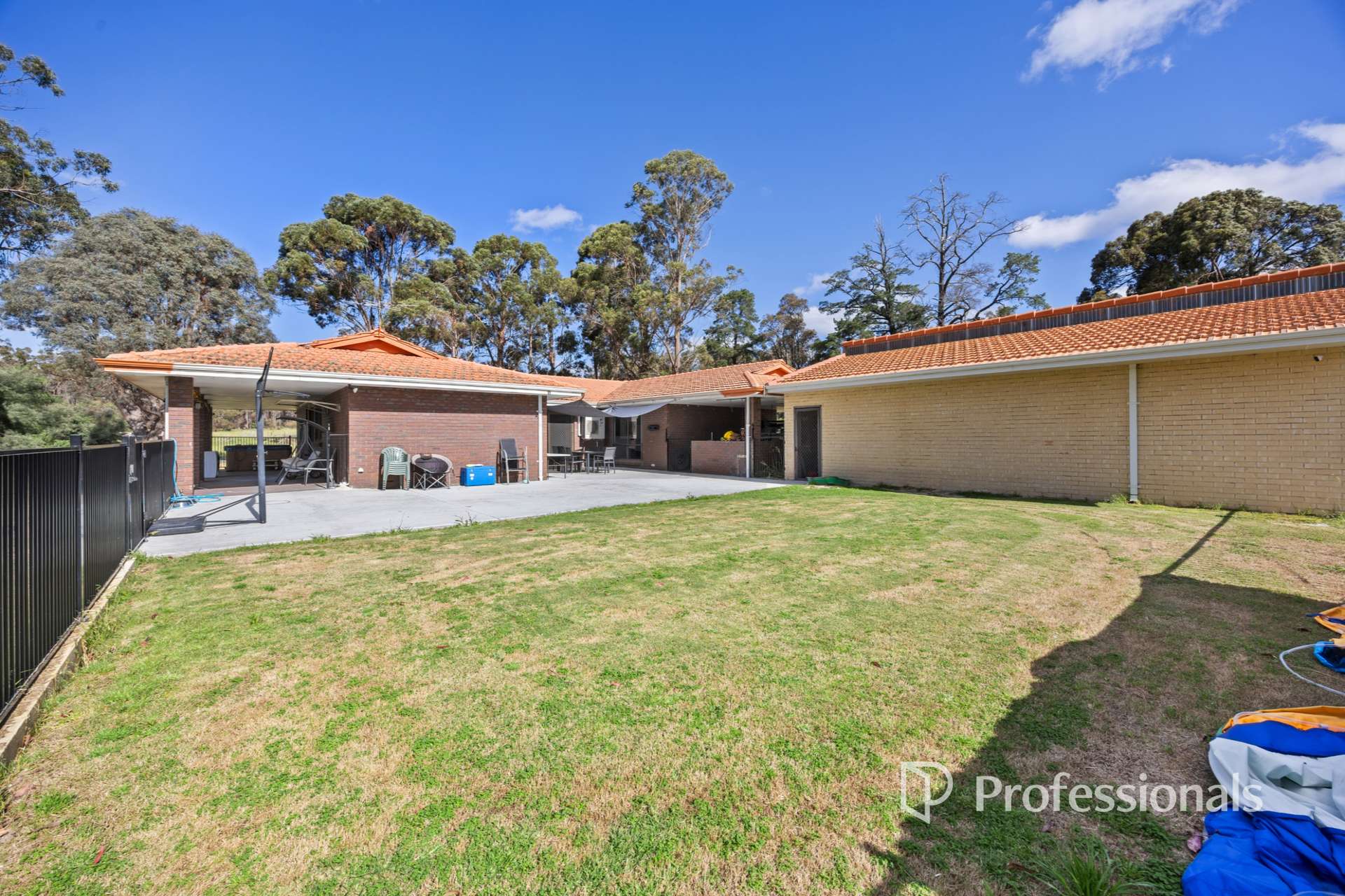 52 Christie Street, Collie For Sale by Farmbuy.com - image 17