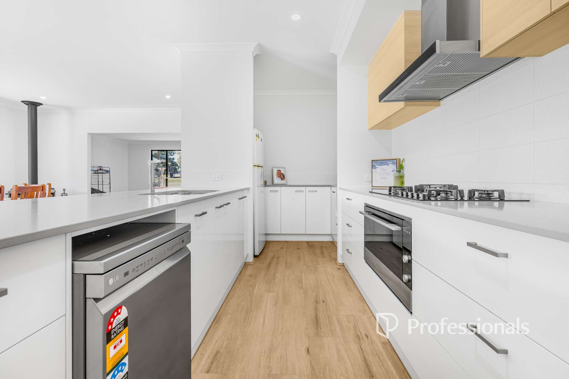 1482 Bradbury Road, Collie Burn For Sale by Farmbuy.com - image 7