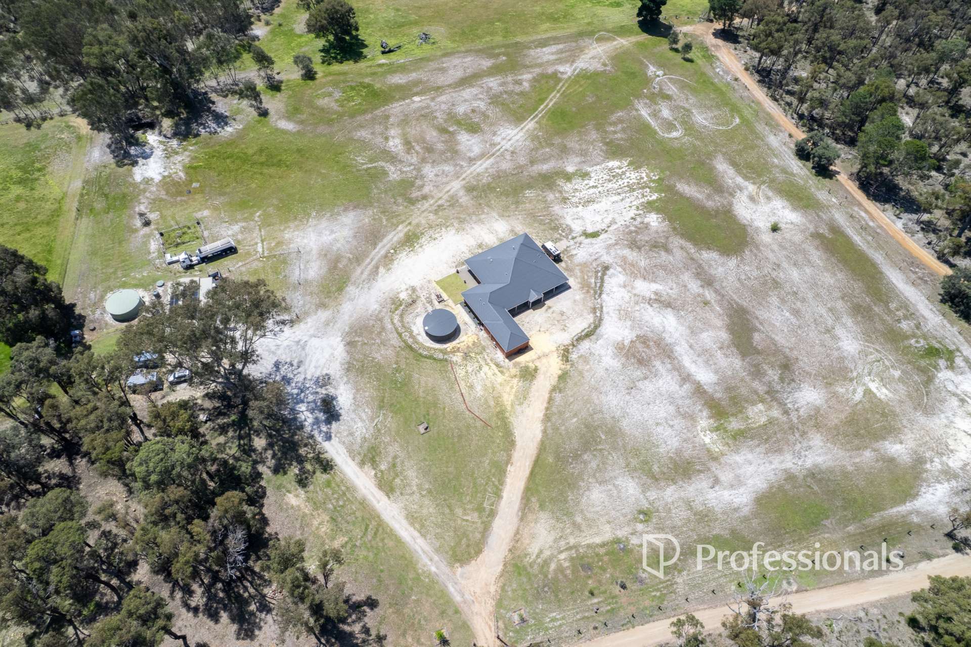 1482 Bradbury Road, Collie Burn For Sale by Farmbuy.com - image 28