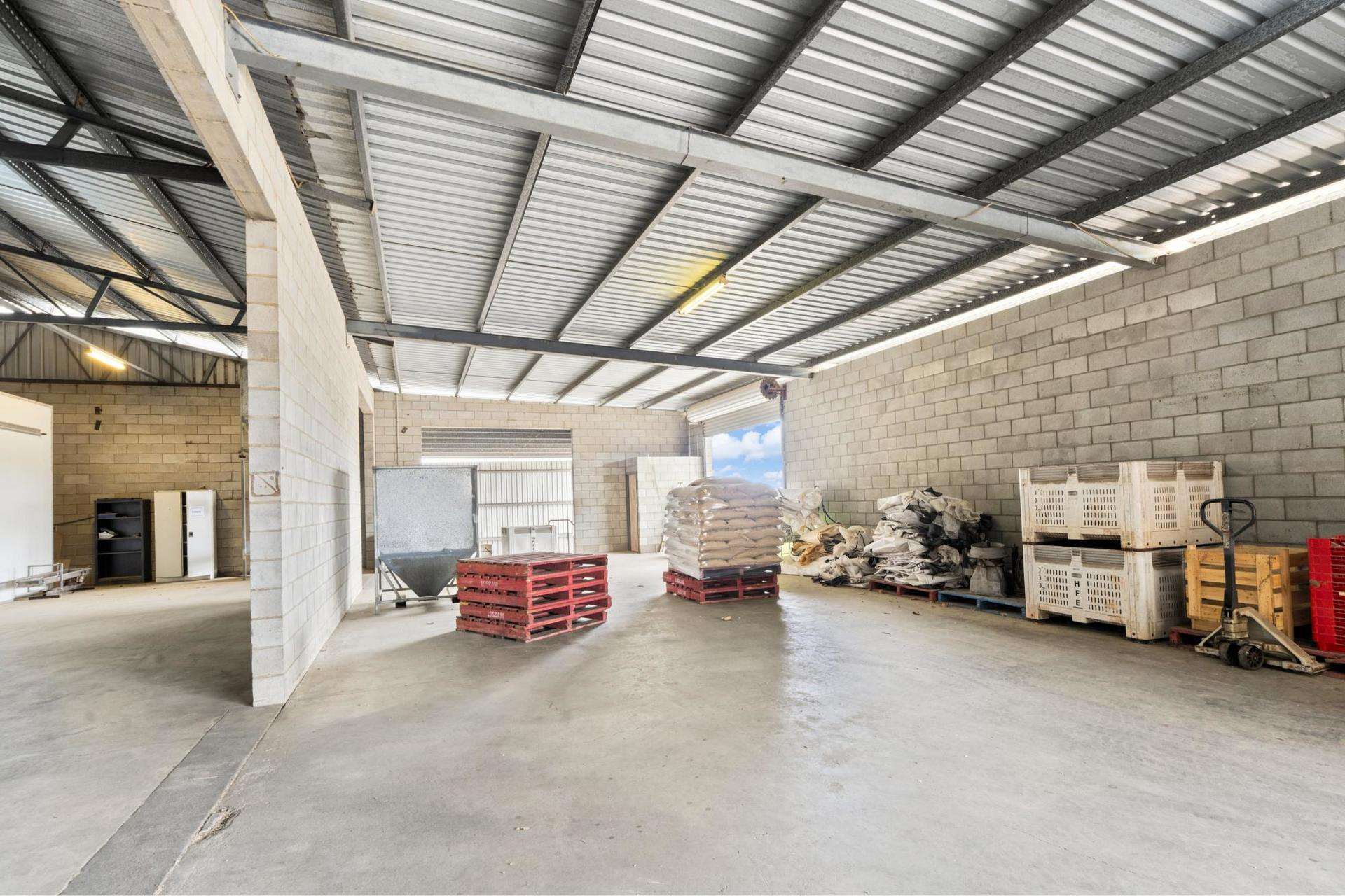 Mareeba For Sale by Farmbuy.com - image 21