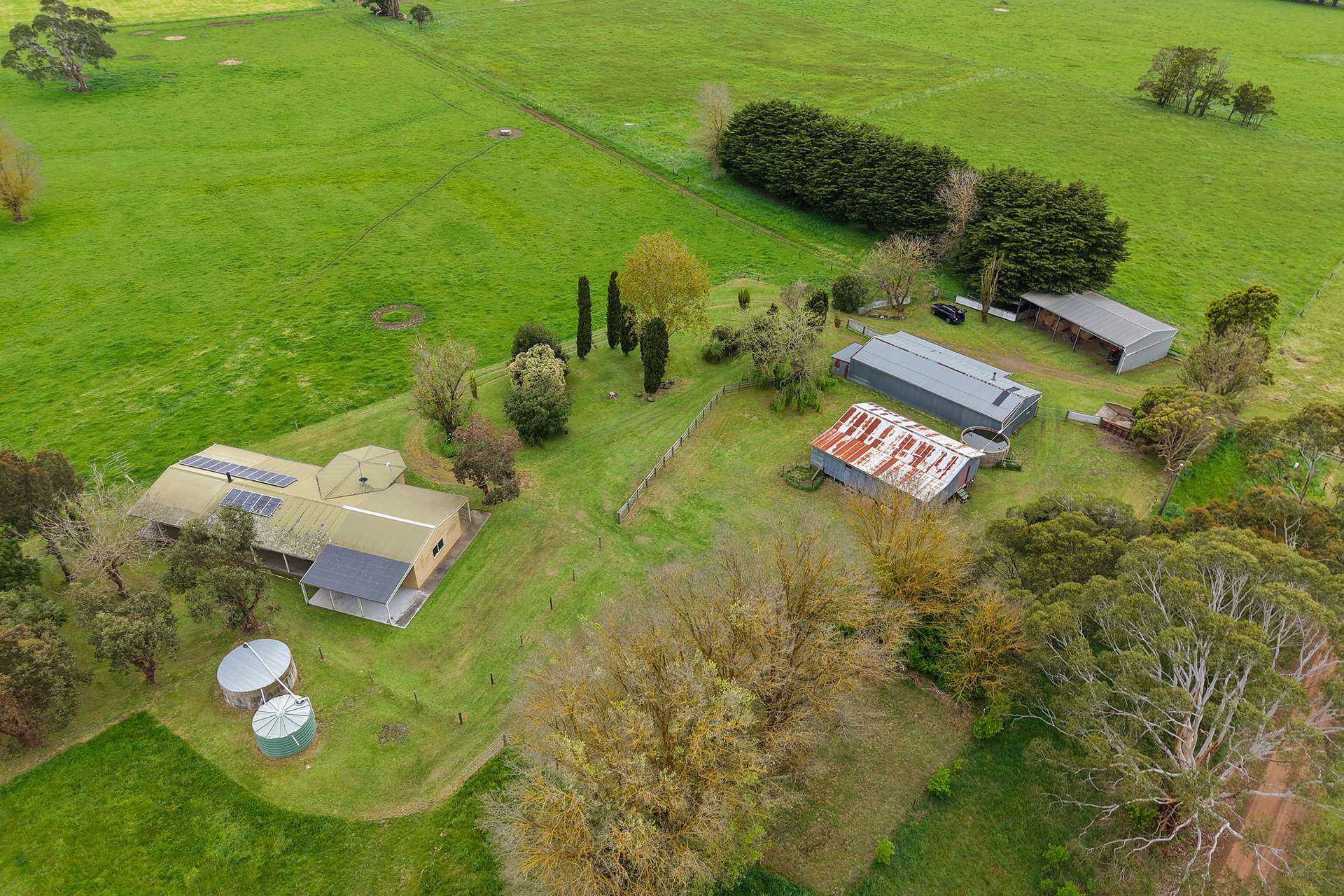 112 Soundrys Road, Elingamite For Sale by Farmbuy.com - image 15
