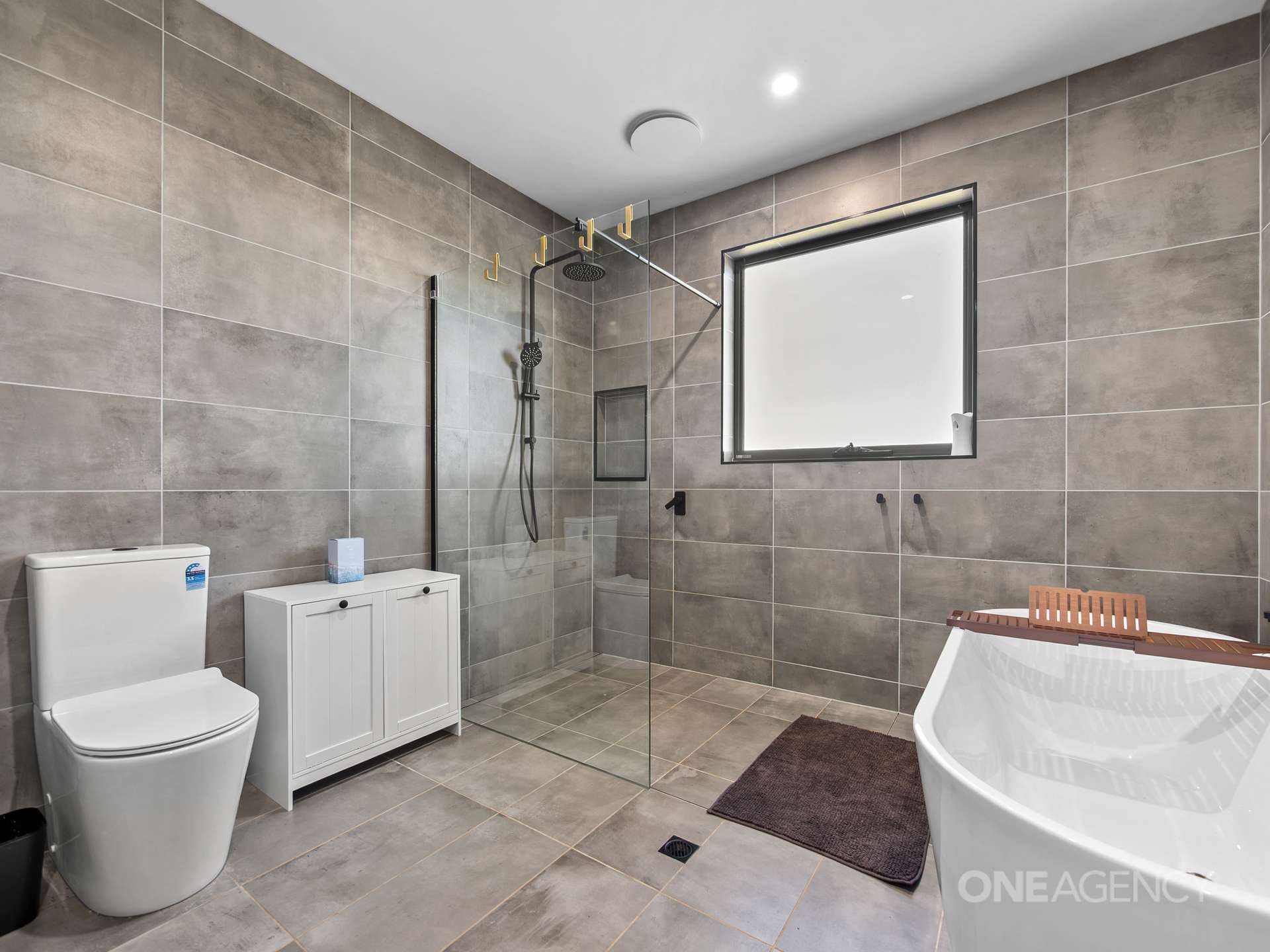 10 Bower Circuit, Heybridge For Sale by Farmbuy.com - image 19
