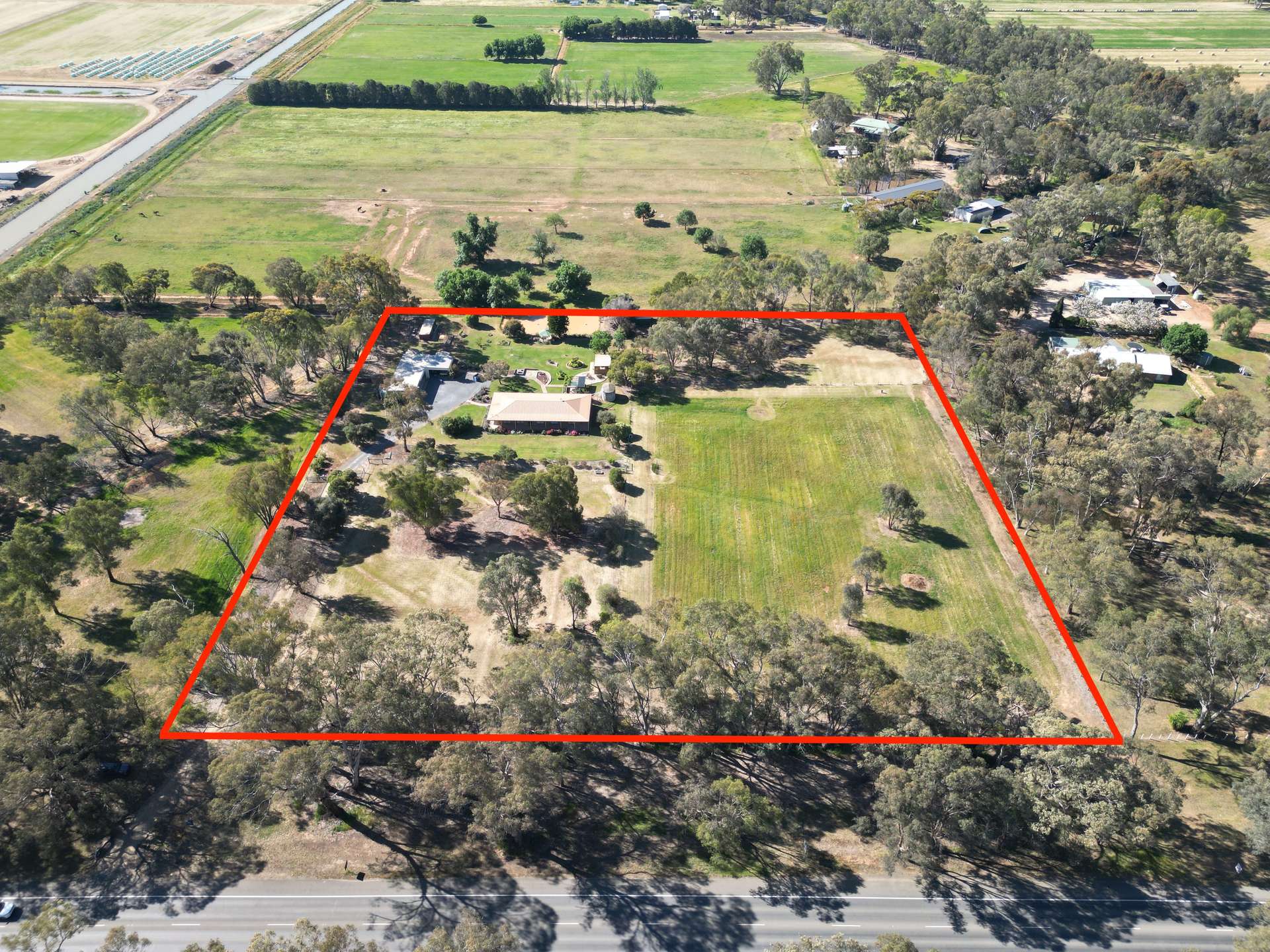 4204 Murray Valley Highway, Yarroweyah For Sale by Farmbuy.com - image 2