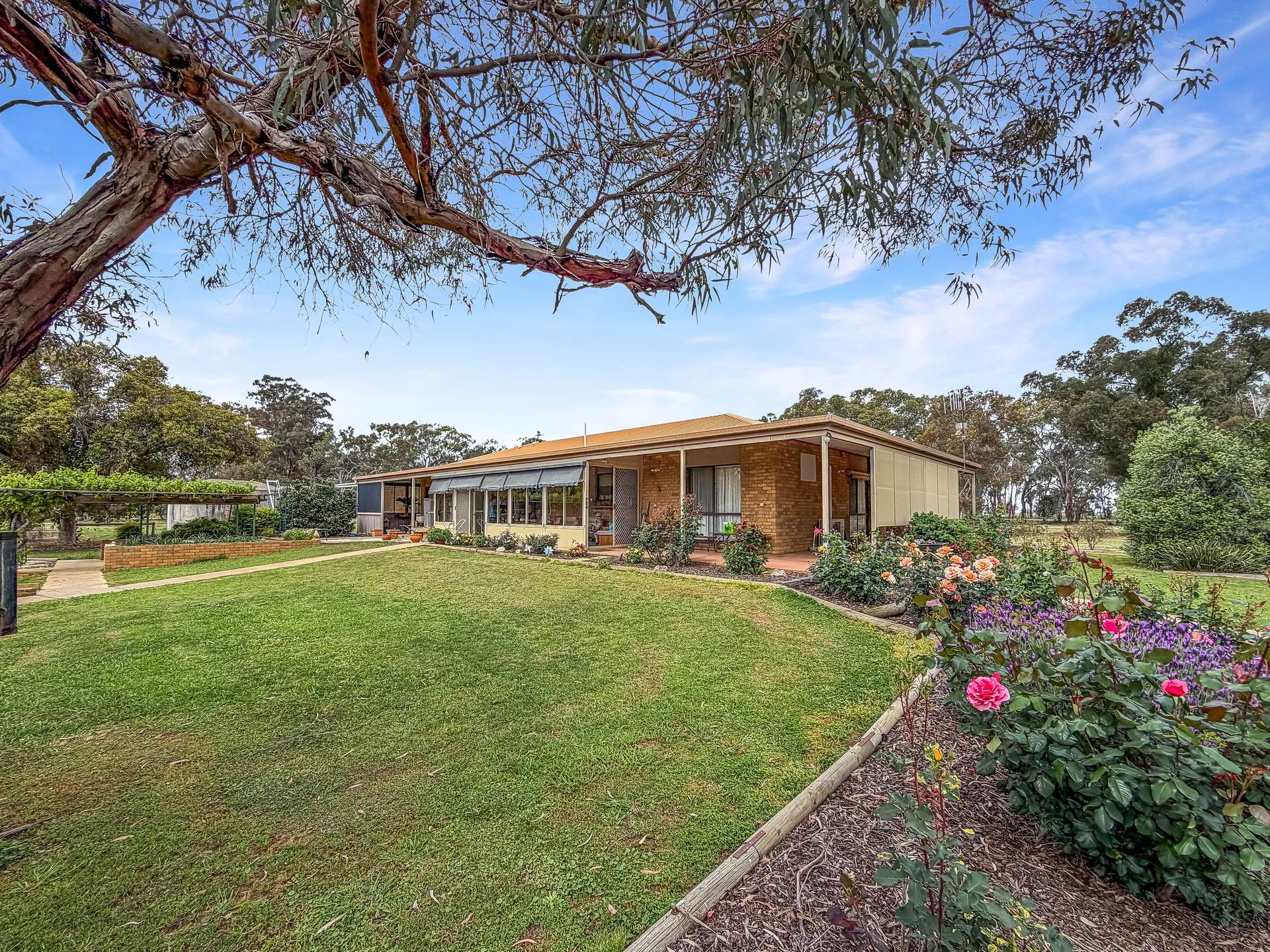 4204 Murray Valley Highway, Yarroweyah For Sale by Farmbuy.com - image 3