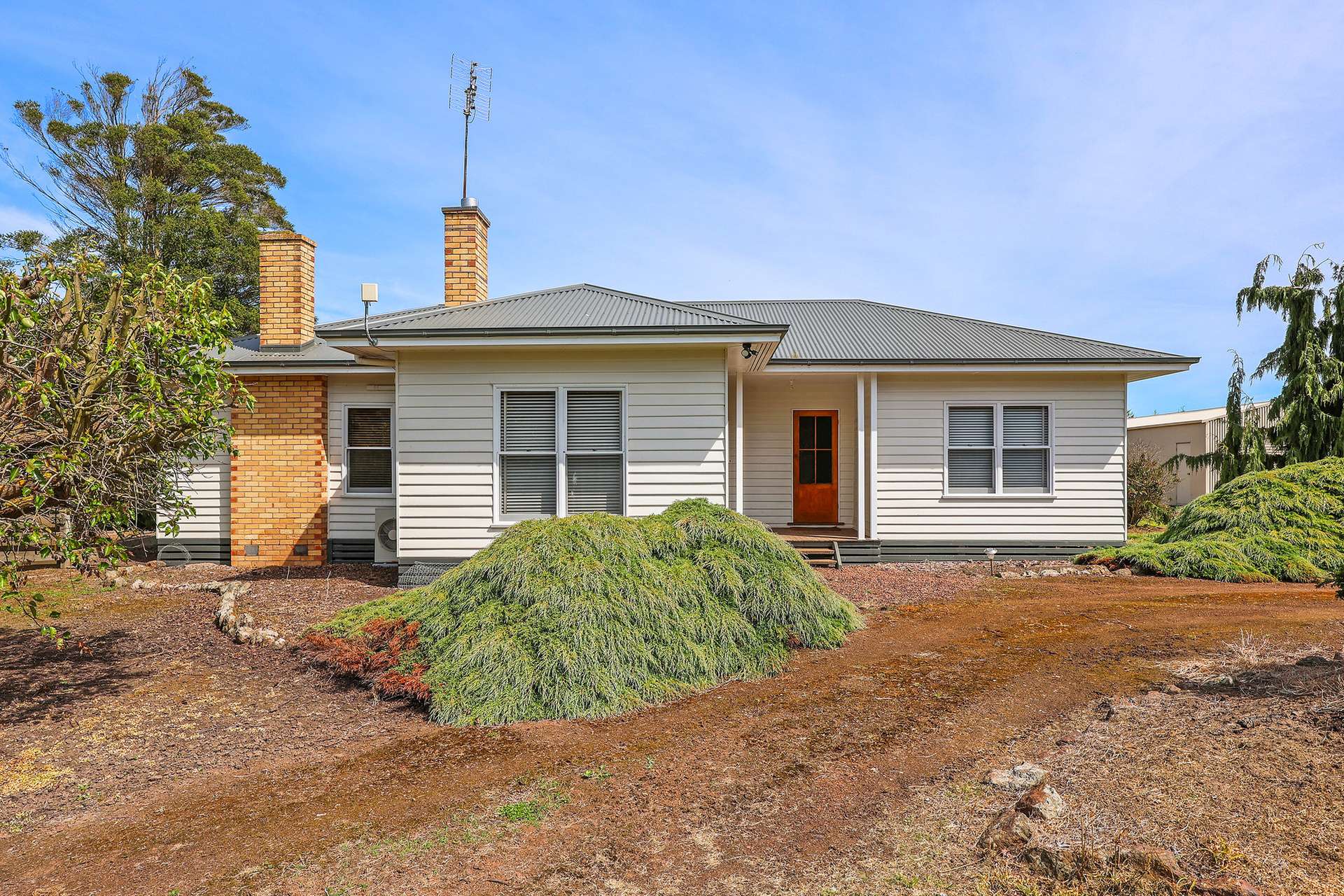 1585 Grassmere-Hexham Road, Woolsthorpe For Sale by Farmbuy.com - image 3