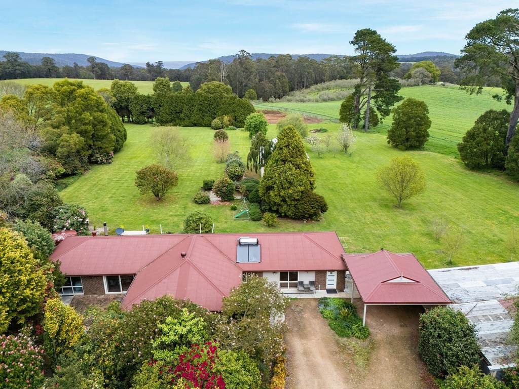 1205 Whittlesea Kinglake Road, Kinglake West VIC 3757