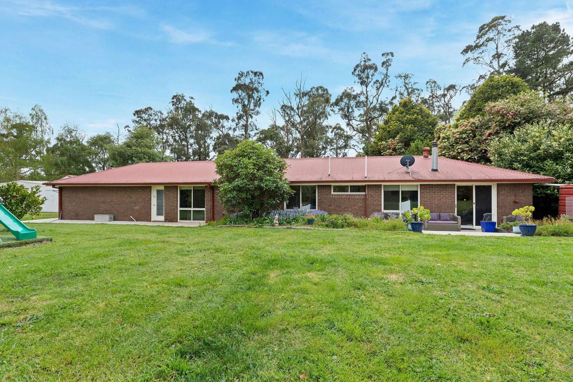 1205 Whittlesea Kinglake Road, Kinglake West For Sale by Farmbuy.com - image 5