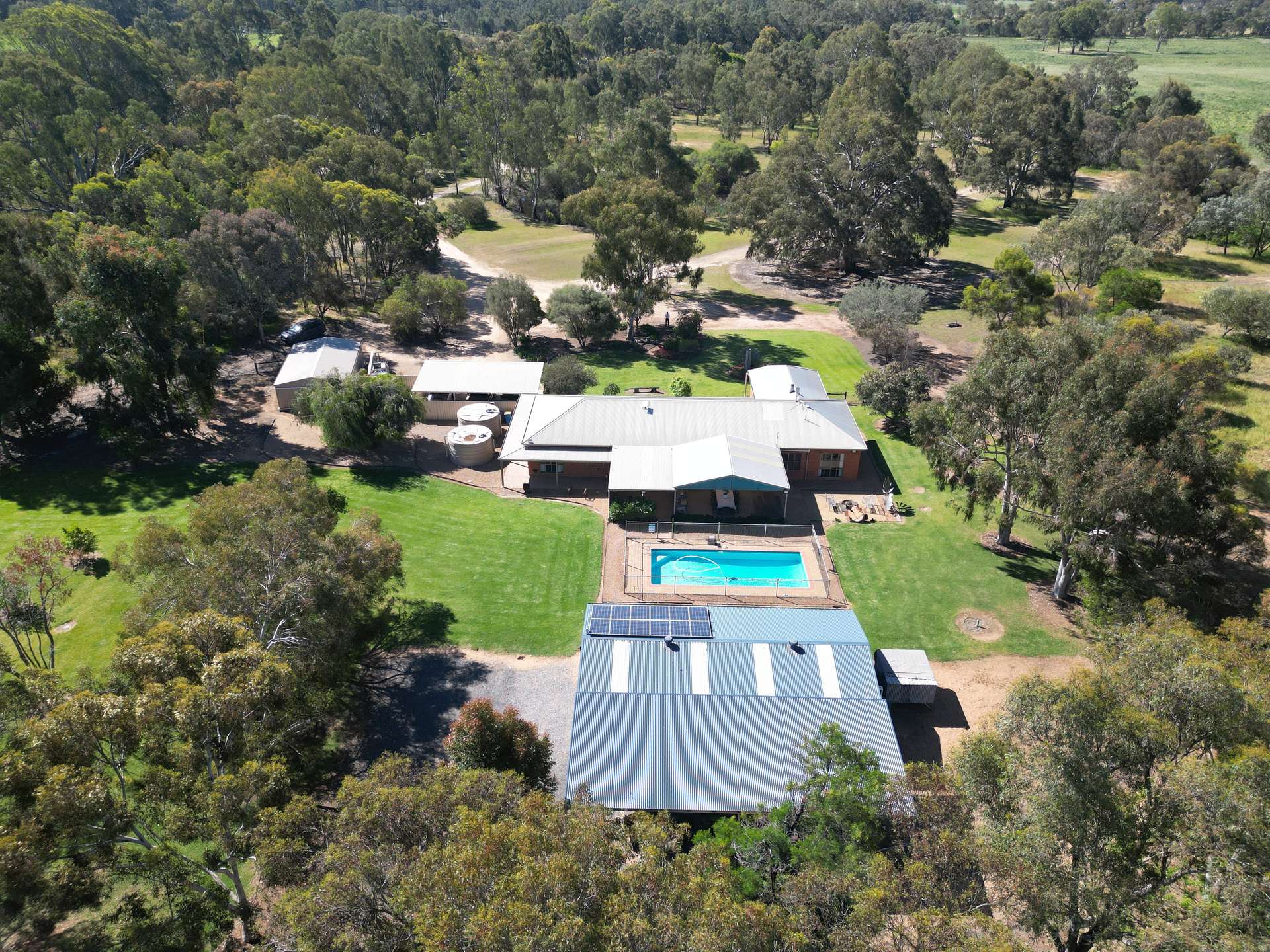 87 Johnsons Lane, Strathmerton For Sale by Farmbuy.com - image 3