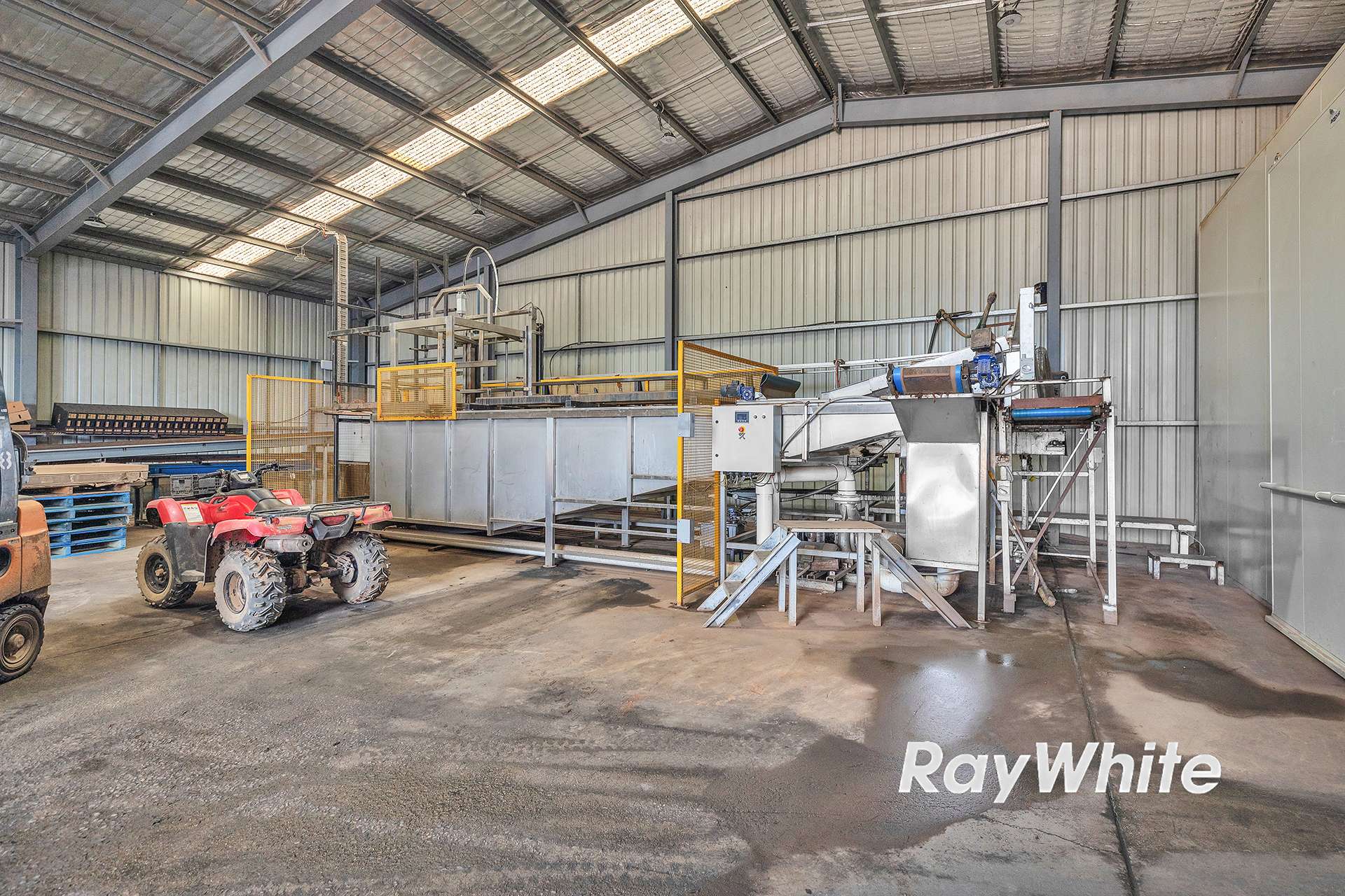 _ 740 Channel Road & 165 Hanlon Road, Shepparton East For Sale by Farmbuy.com - image 11