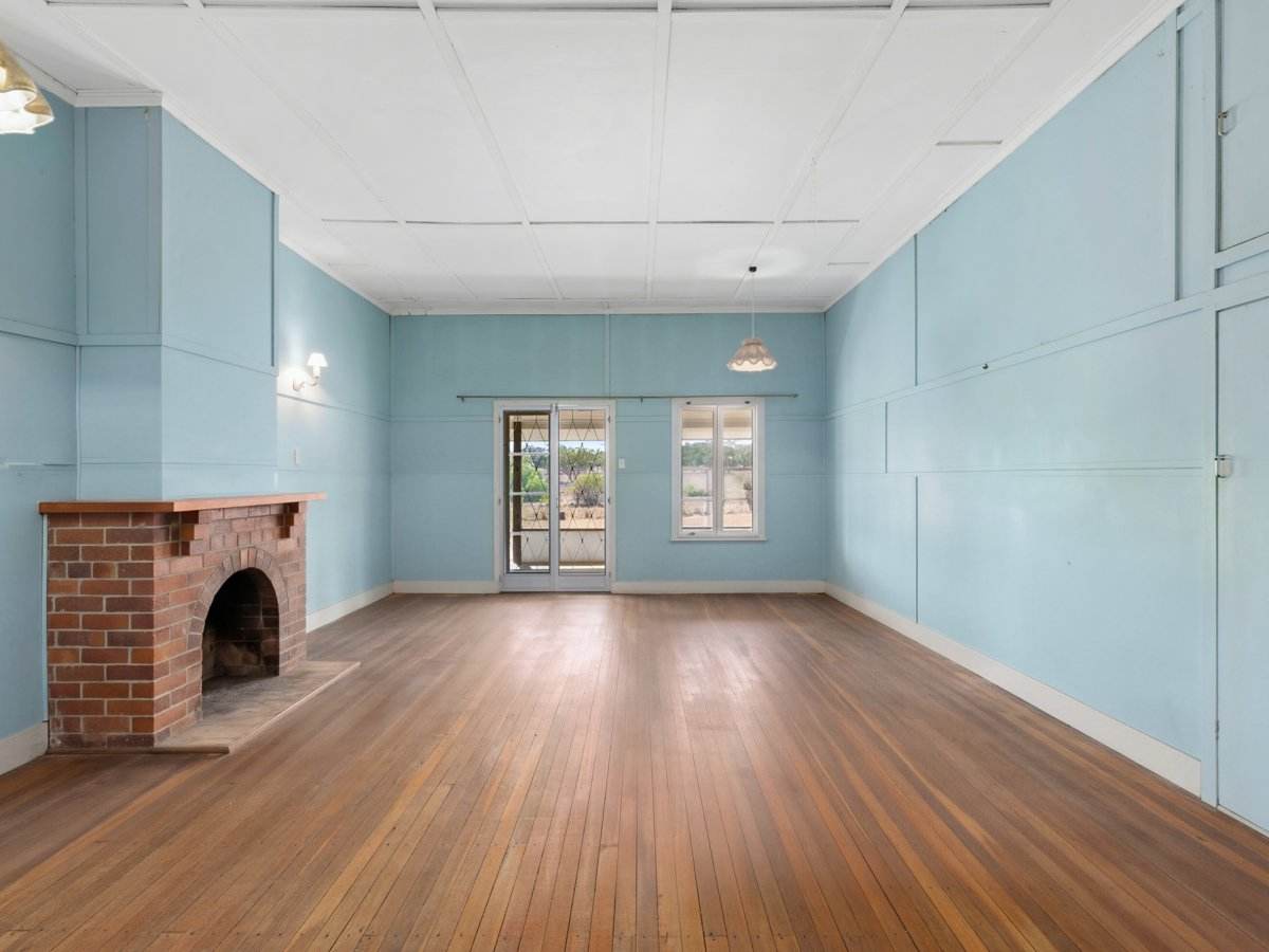 2403 Stanthorpe Inglewood Road, Stanthorpe For Sale by Farmbuy.com - image 13