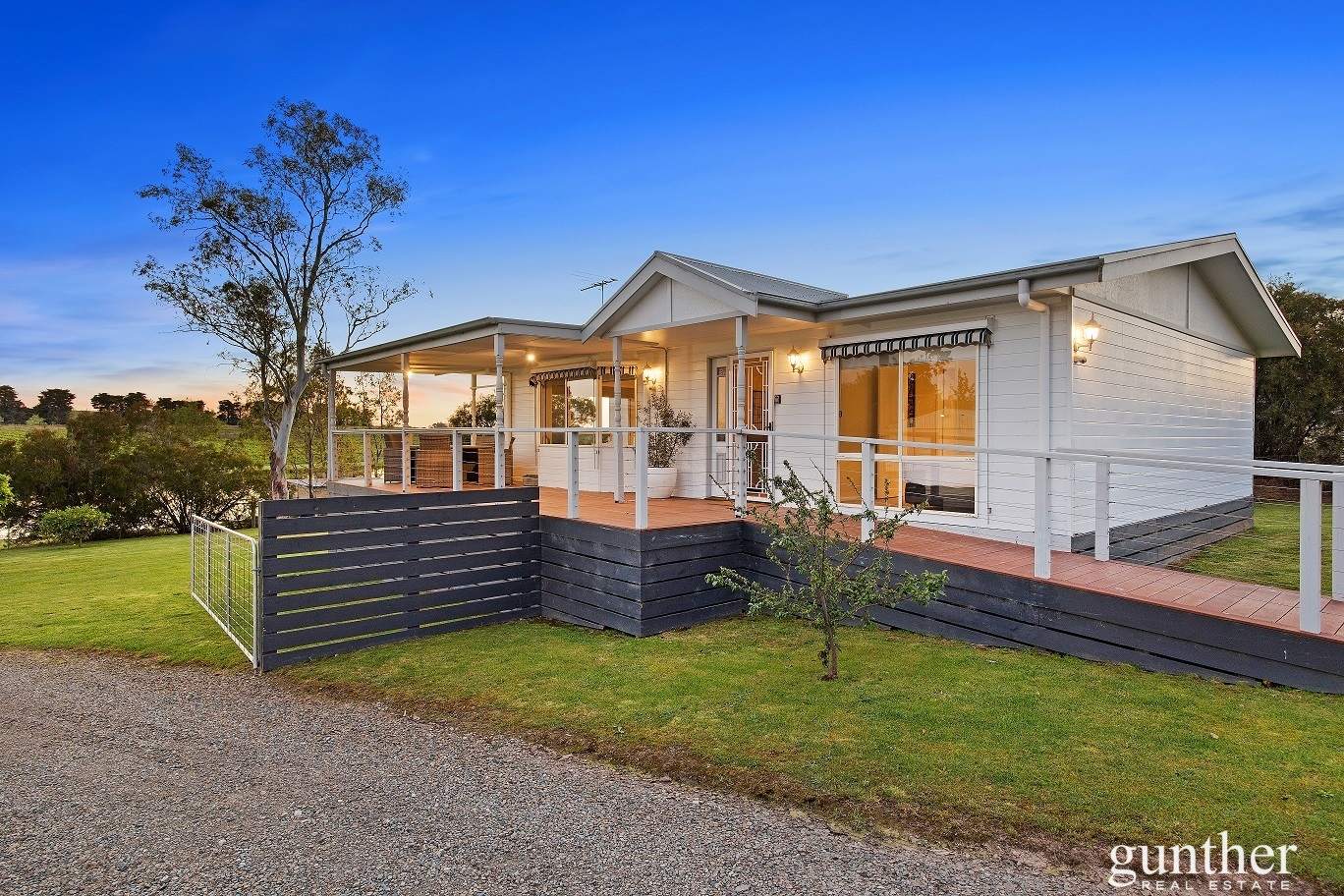 969 Healesville - Yarra Glen Road, Yarra Glen For Sale by Farmbuy.com - image 18