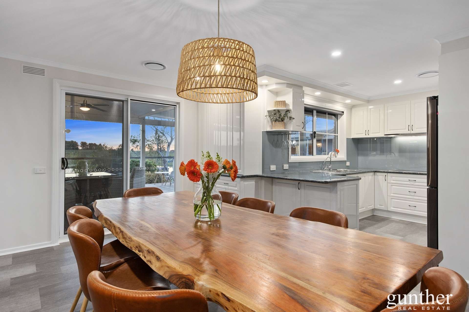 969 Healesville - Yarra Glen Road, Yarra Glen For Sale by Farmbuy.com - image 10