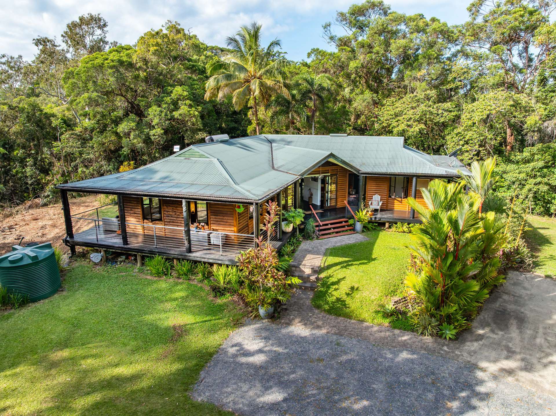 356 Buchanan Creek Road, Cow Bay, Daintree For Sale by Farmbuy.com - image 1