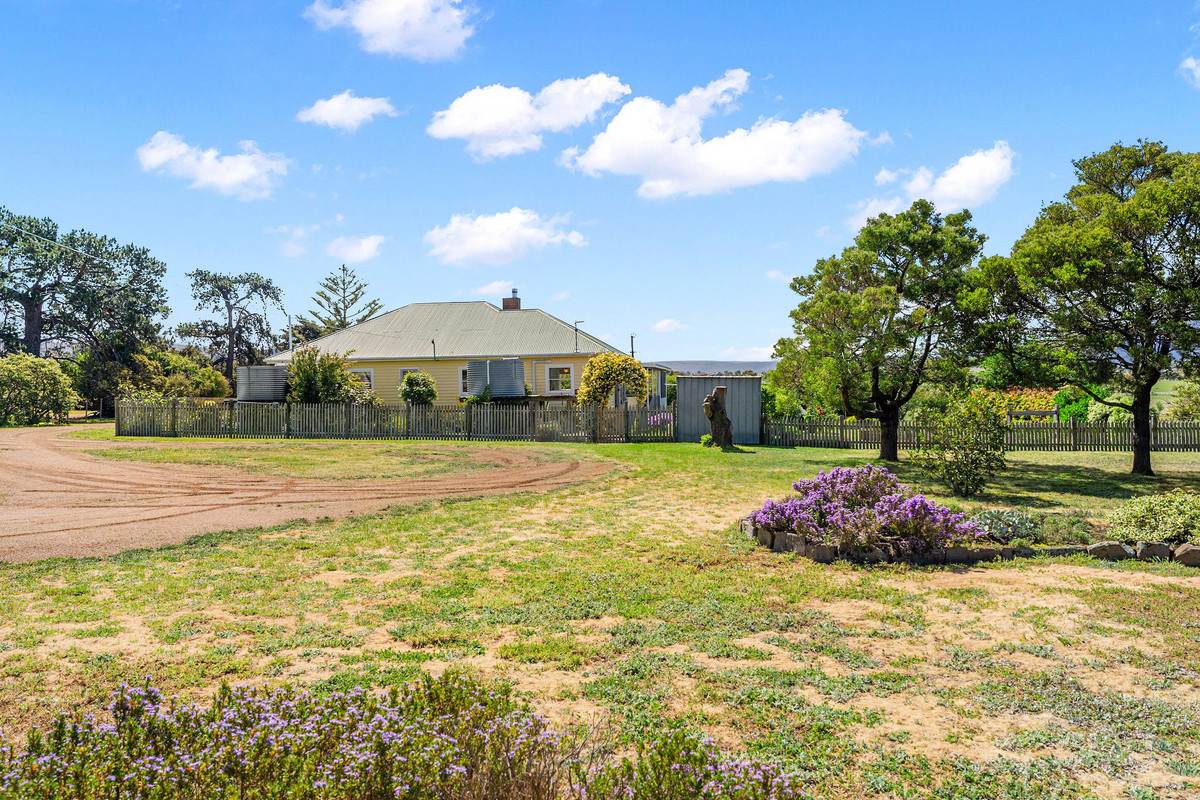24 & 71 Enfield Lane, Campania For Sale by Farmbuy.com - image 9