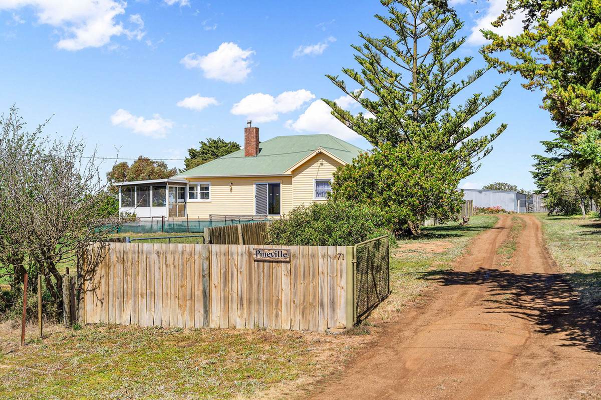 24 & 71 Enfield Lane, Campania For Sale by Farmbuy.com - image 2
