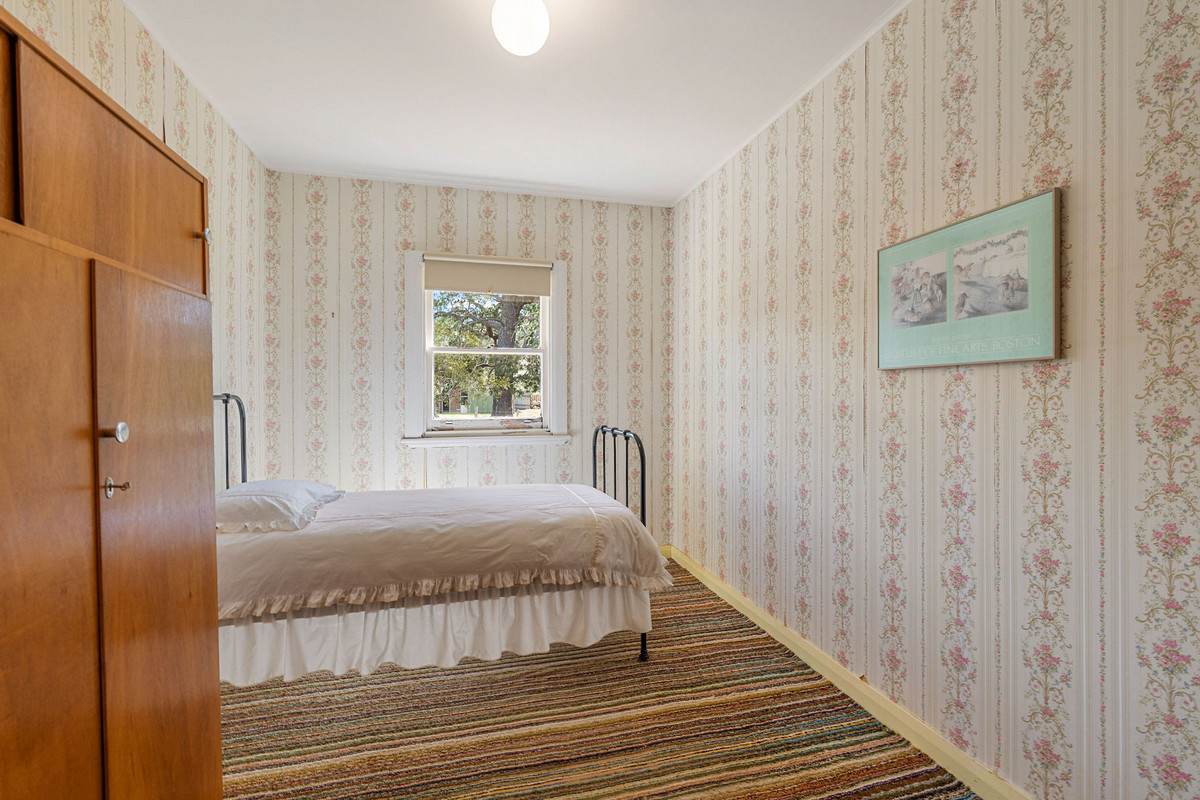 24 & 71 Enfield Lane, Campania For Sale by Farmbuy.com - image 21