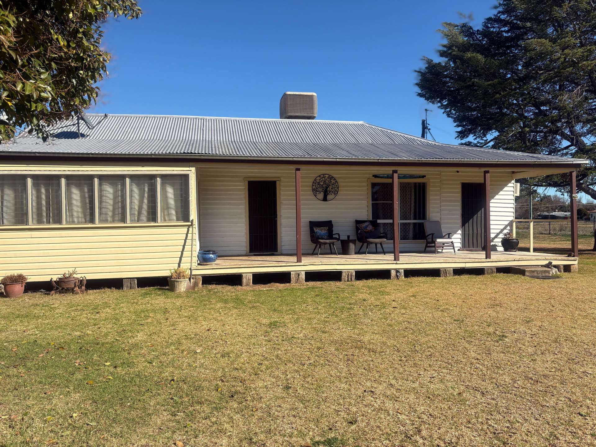 14-18 Cherry Street, Barraba For Sale by Farmbuy.com - image 2