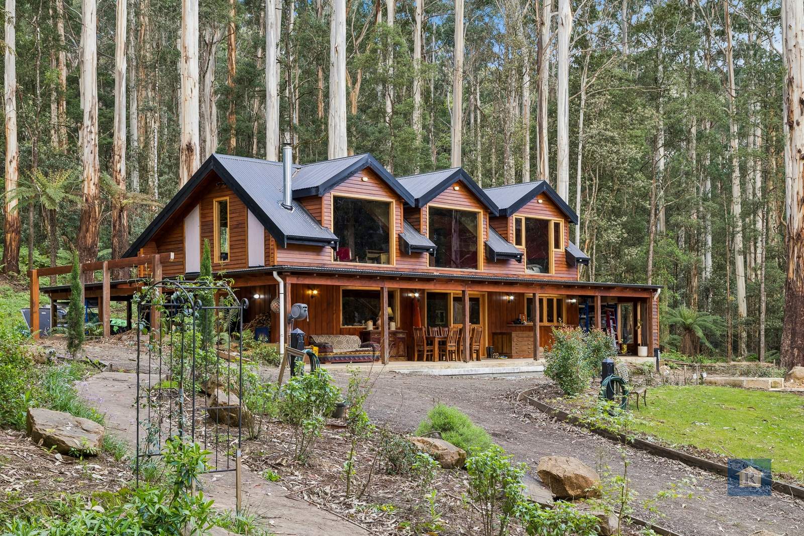 255 Upper Gellibrand Road, Barramunga For Sale by Farmbuy.com - image 1