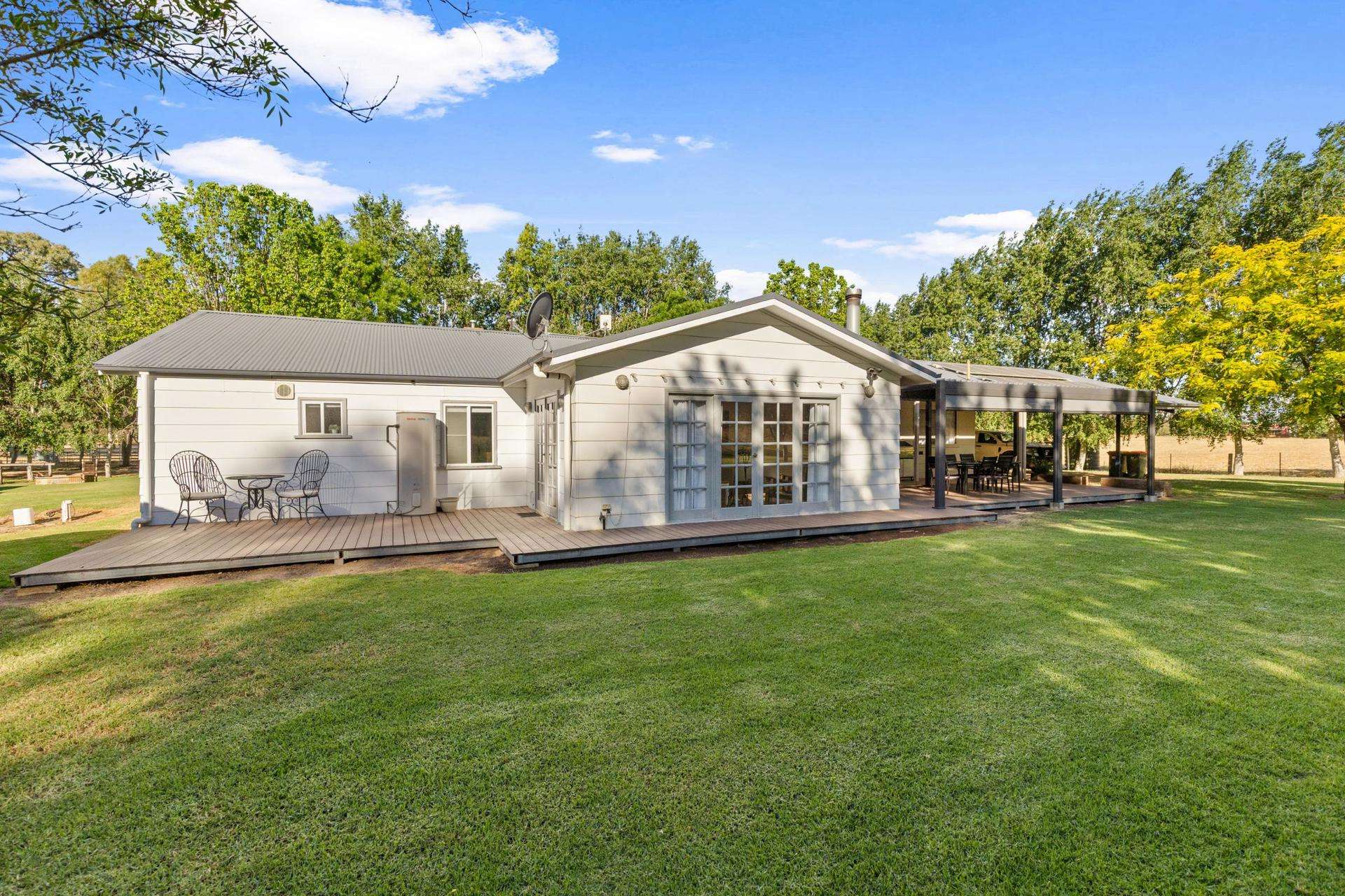 7 Mclays Road, Narrandera Auction by Farmbuy.com - image 11