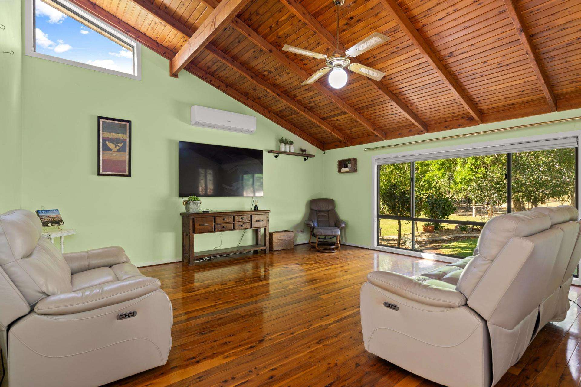 7 Mclays Road, Narrandera Auction by Farmbuy.com - image 9