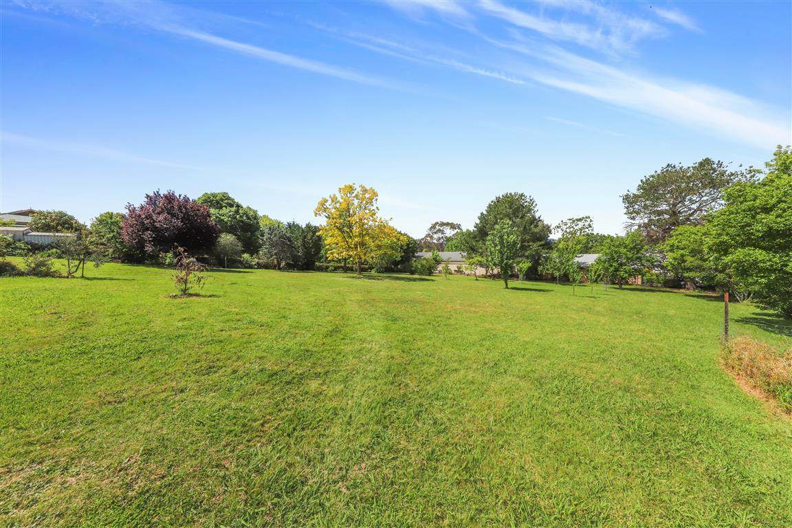 8 Bundara Crescent, Tumut For Sale by Farmbuy.com - image 20