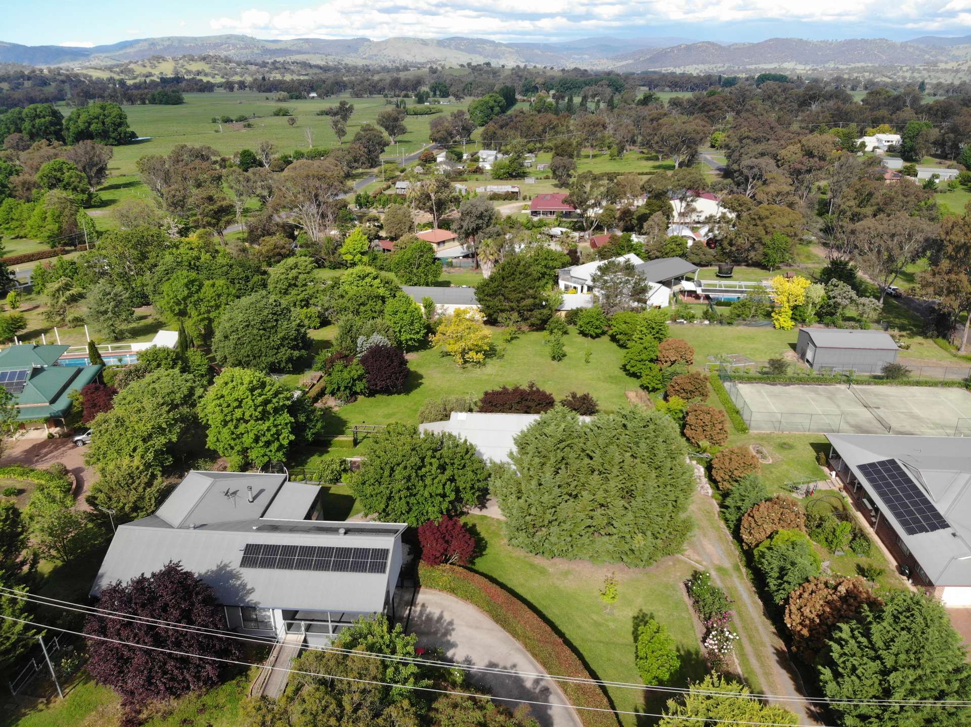 8 Bundara Crescent, Tumut For Sale by Farmbuy.com - image 24