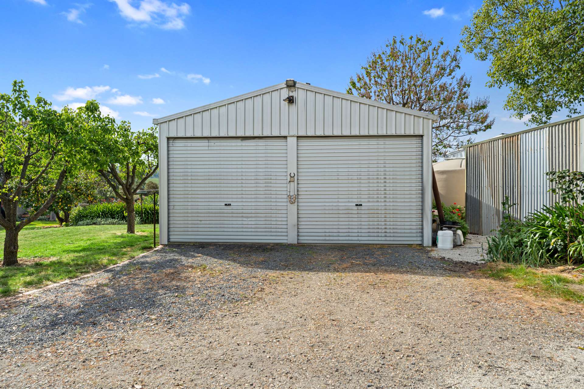 1511 Lake Road, Bethanga For Sale by Farmbuy.com - image 24