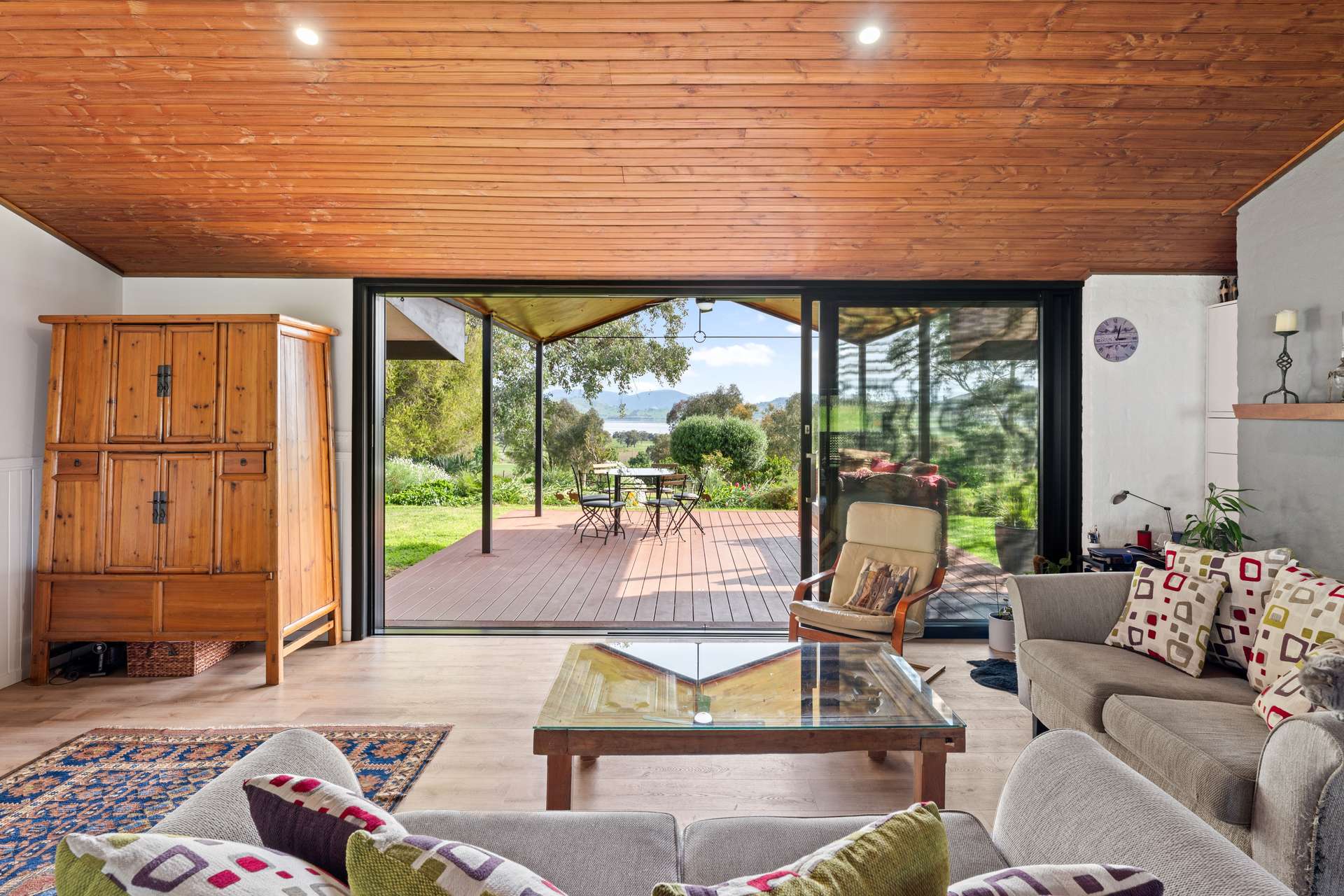 1511 Lake Road, Bethanga For Sale by Farmbuy.com - image 10