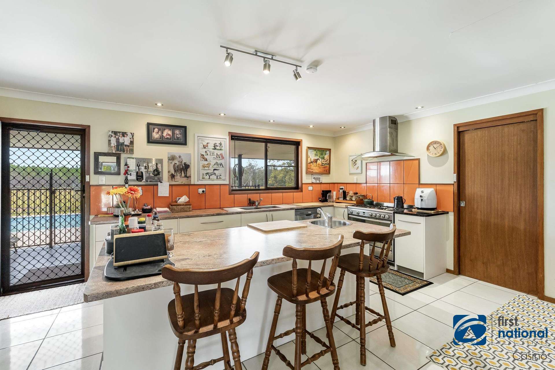 315 Myrtle Creek Road, MYRTLE CREEK Via, Casino For Sale by Farmbuy.com - image 11