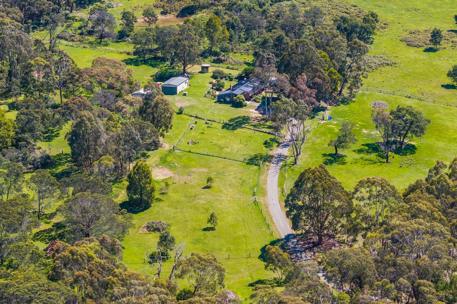 547 Pyalong Road, Lancefield For Sale by Farmbuy.com - image 1