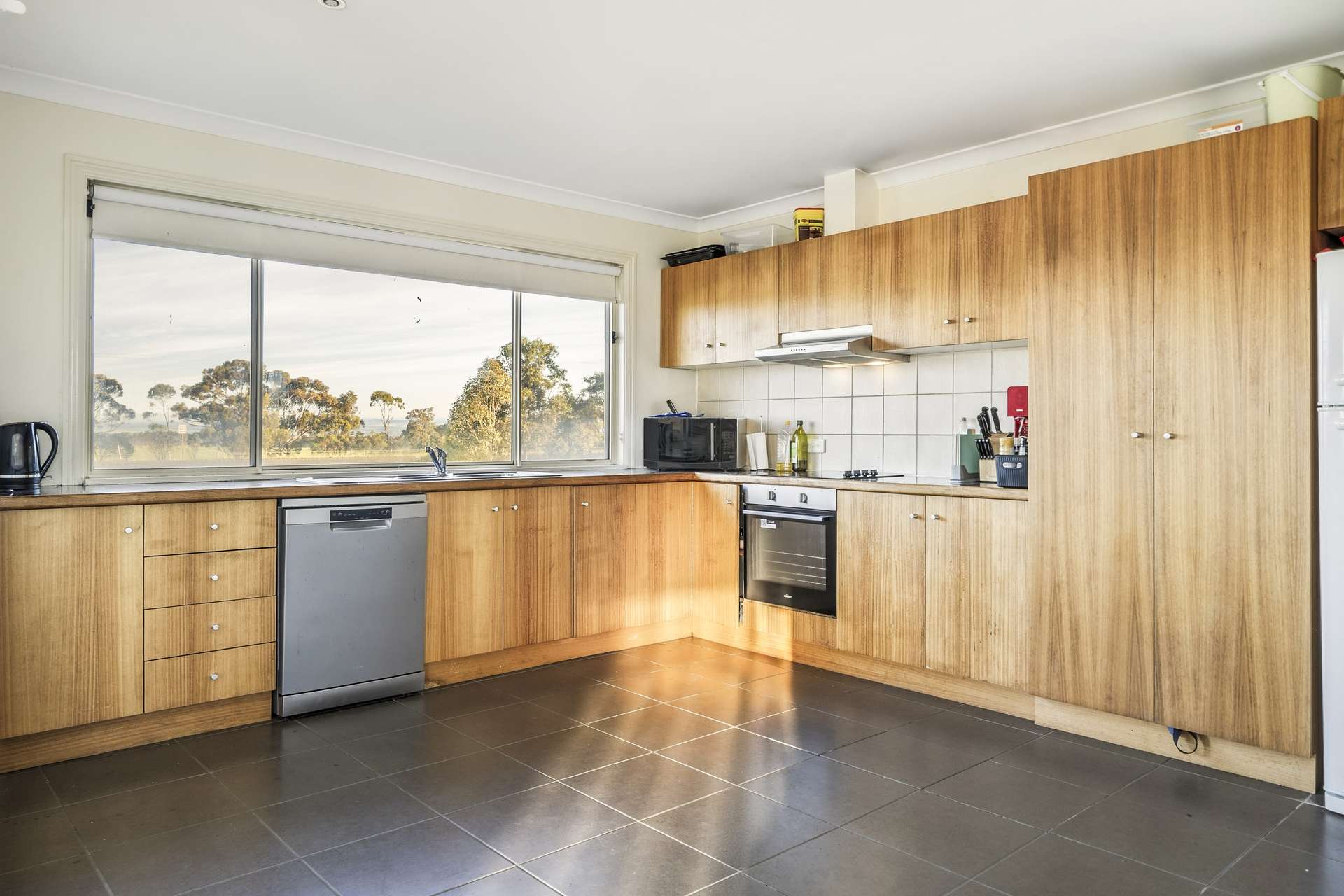 3880 Princes Highway, Winchelsea For Sale by Farmbuy.com - image 13