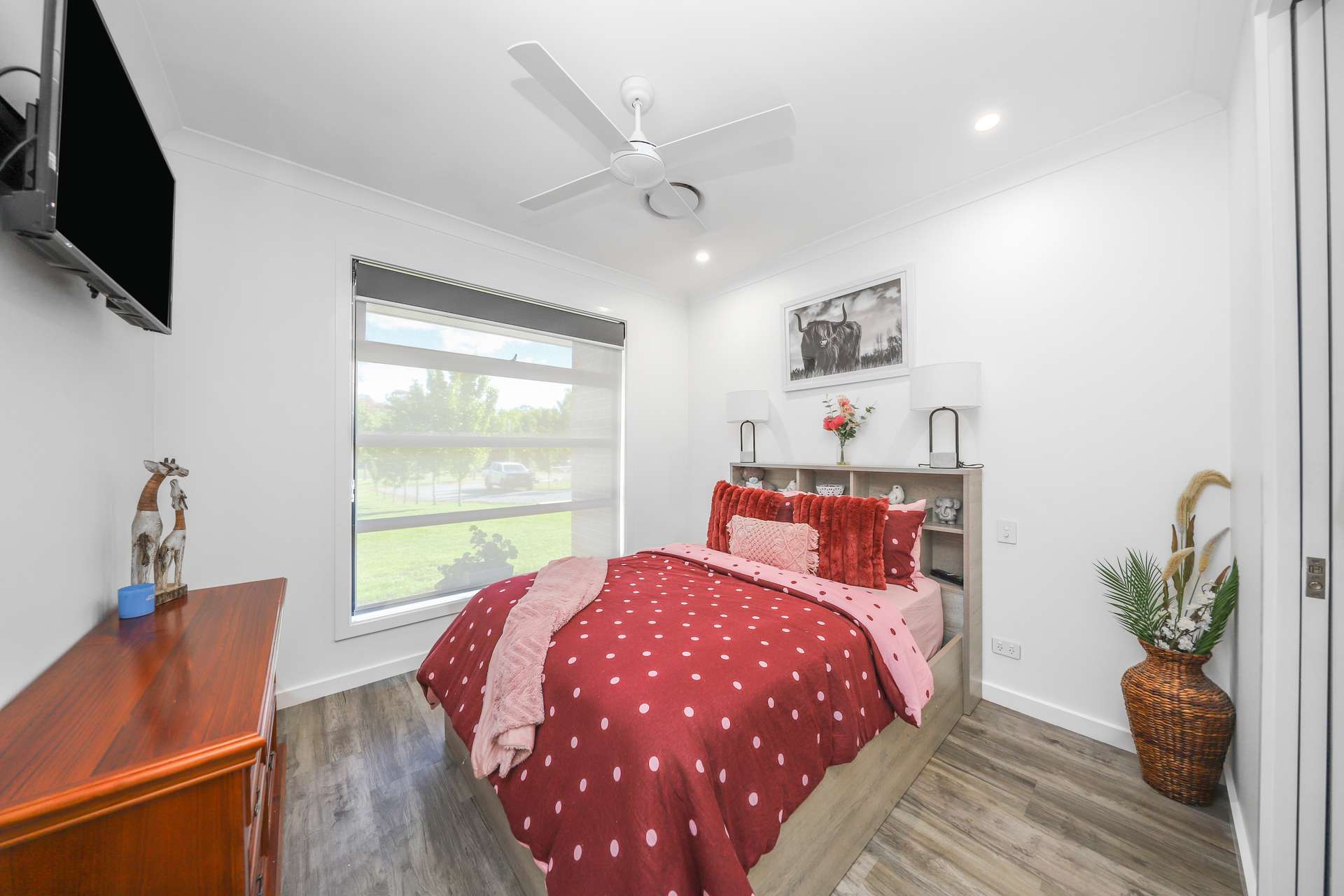 36 Cromwell Street, Adelong For Sale by Farmbuy.com - image 16