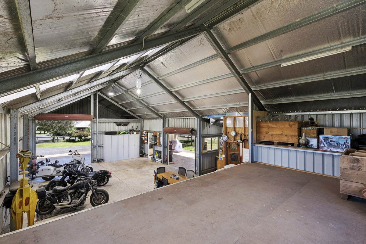 815 & 825 Nalangil Road, Corunnun For Sale by Farmbuy.com - image 25