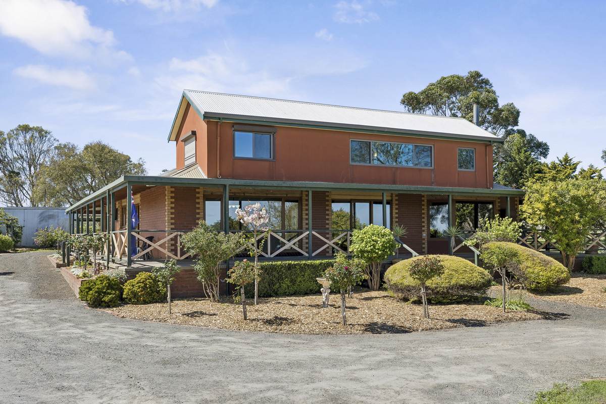 815 & 825 Nalangil Road, Corunnun For Sale by Farmbuy.com - image 28