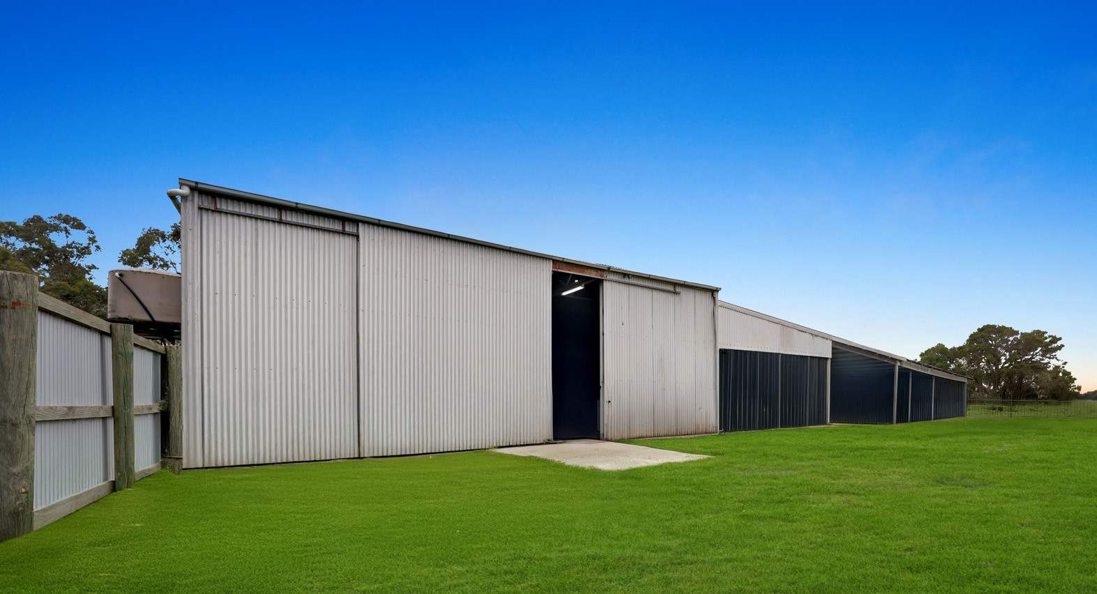 135 Daleys Road, Koo Wee Rup For Sale by Farmbuy.com - image 20
