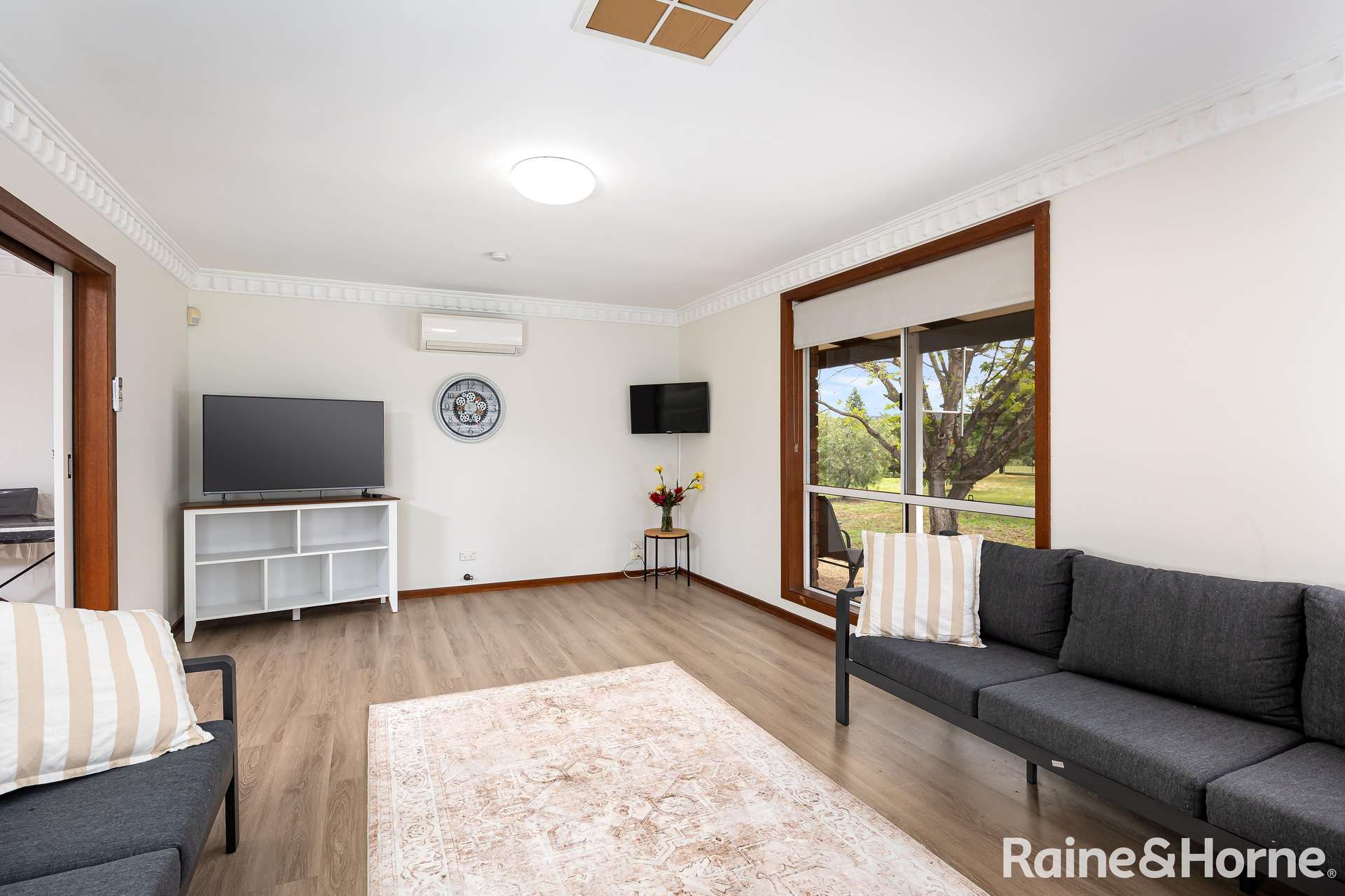 17 Maple Road, Lake Albert For Sale by Farmbuy.com - image 8