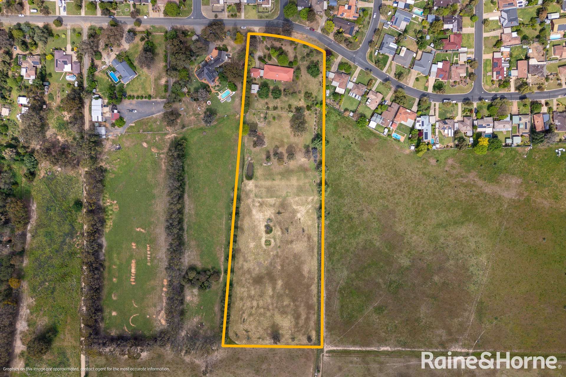17 Maple Road, Lake Albert For Sale by Farmbuy.com - image 25