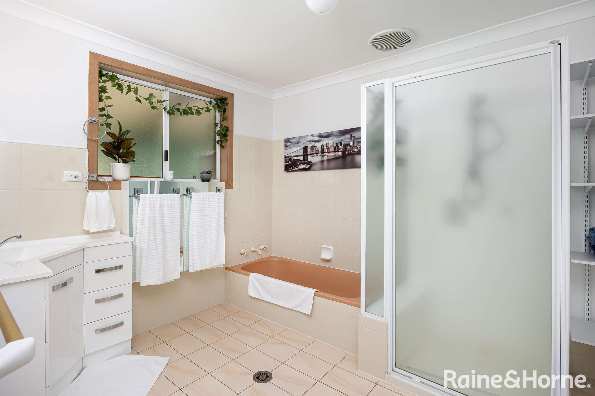 17 Maple Road, Lake Albert For Sale by Farmbuy.com - image 16