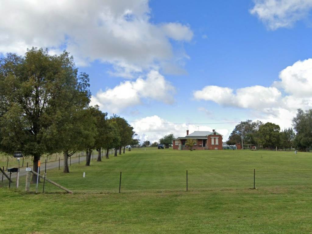 135 East Street, Harden NSW 2587