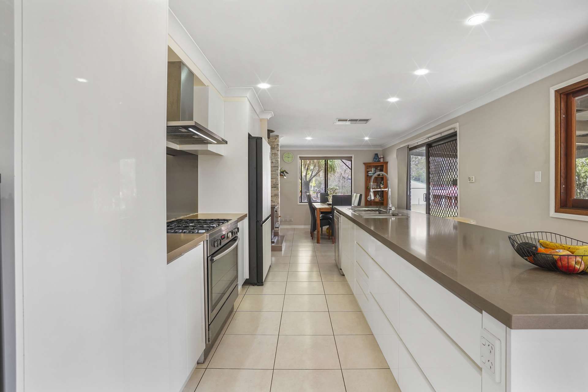 2741 Forest Hill Fernvale Road, Lowood For Sale by Farmbuy.com - image 9