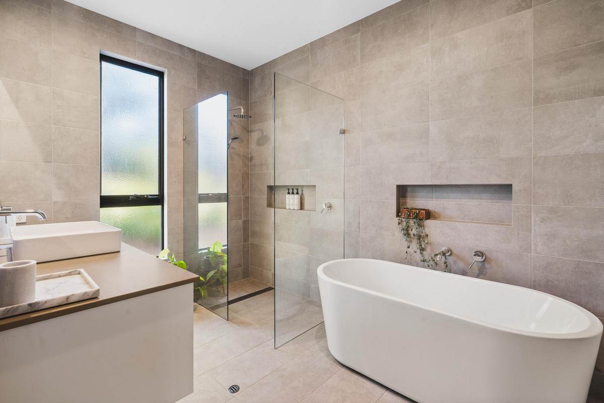 91 Freshwater Drive, Burnside For Sale by Farmbuy.com - image 31
