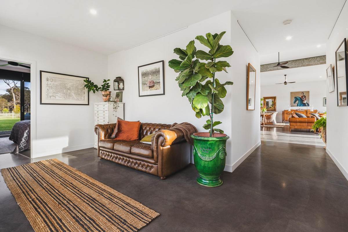 91 Freshwater Drive, Burnside For Sale by Farmbuy.com - image 26