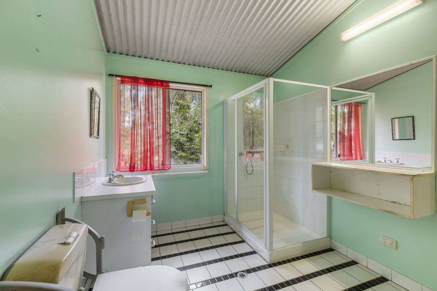 1 Horswood Road, Araluen For Sale by Farmbuy.com - image 9