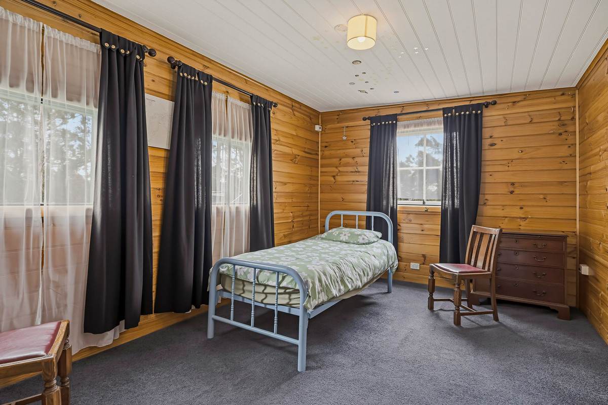 425 Halls Track Road, Sandfly For Sale by Farmbuy.com - image 15
