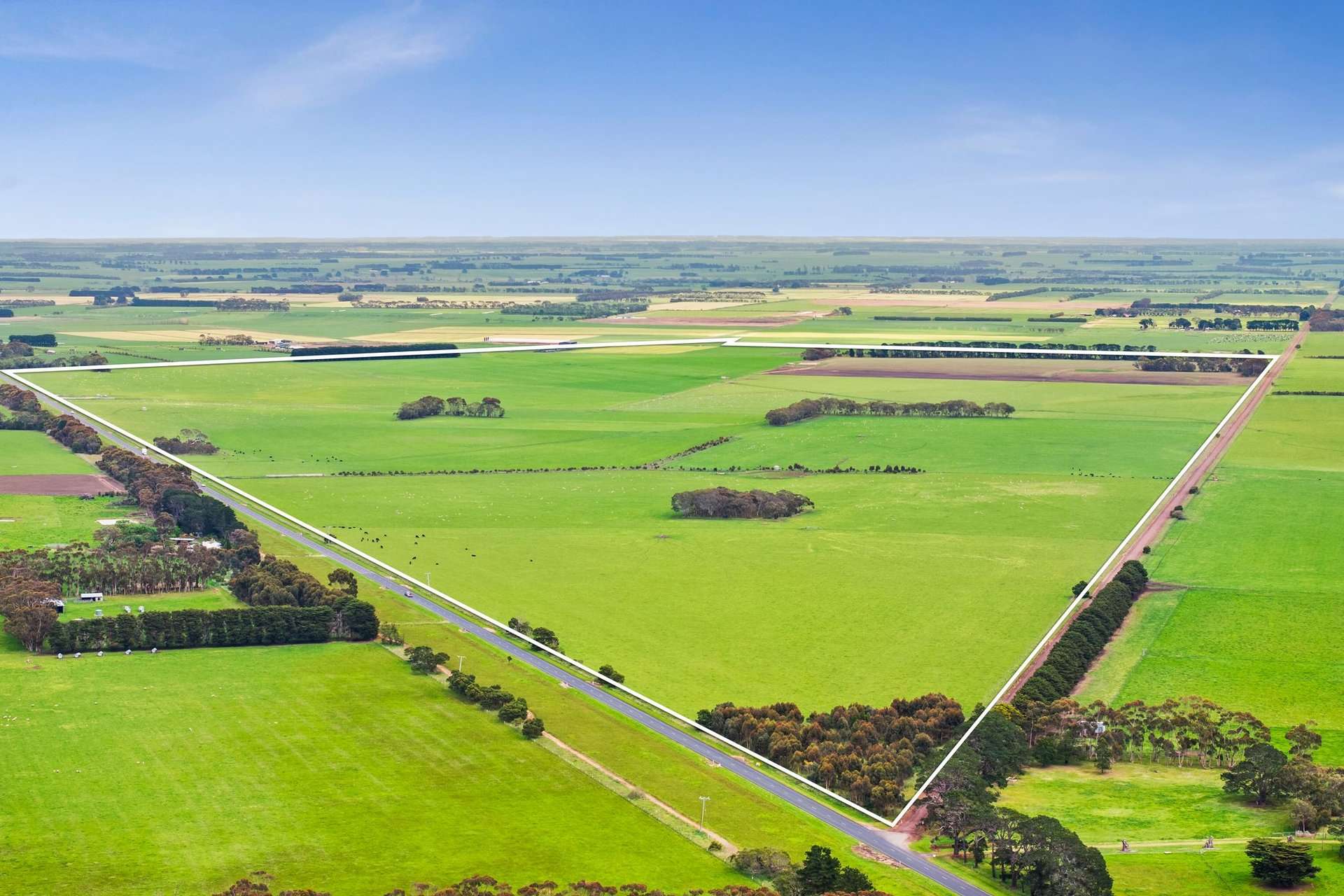 4006 Hopkins Highway, Mortlake For Sale by Farmbuy.com - image 3